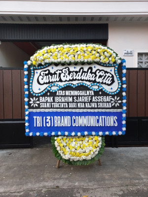 Papan Bunga Duka di Tanon